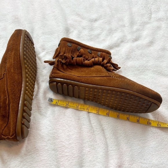Minnetonka Double Fringe Suede Moccasin Booties Leather Brown Women’s 9 Zip Up - Picture 7 of 9